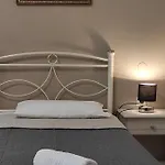 凯法利尼亚湾度假酒店 *