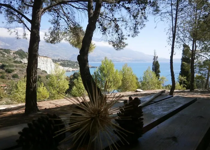 Kefallonia Bay Daire Spartia (Kefalonia)